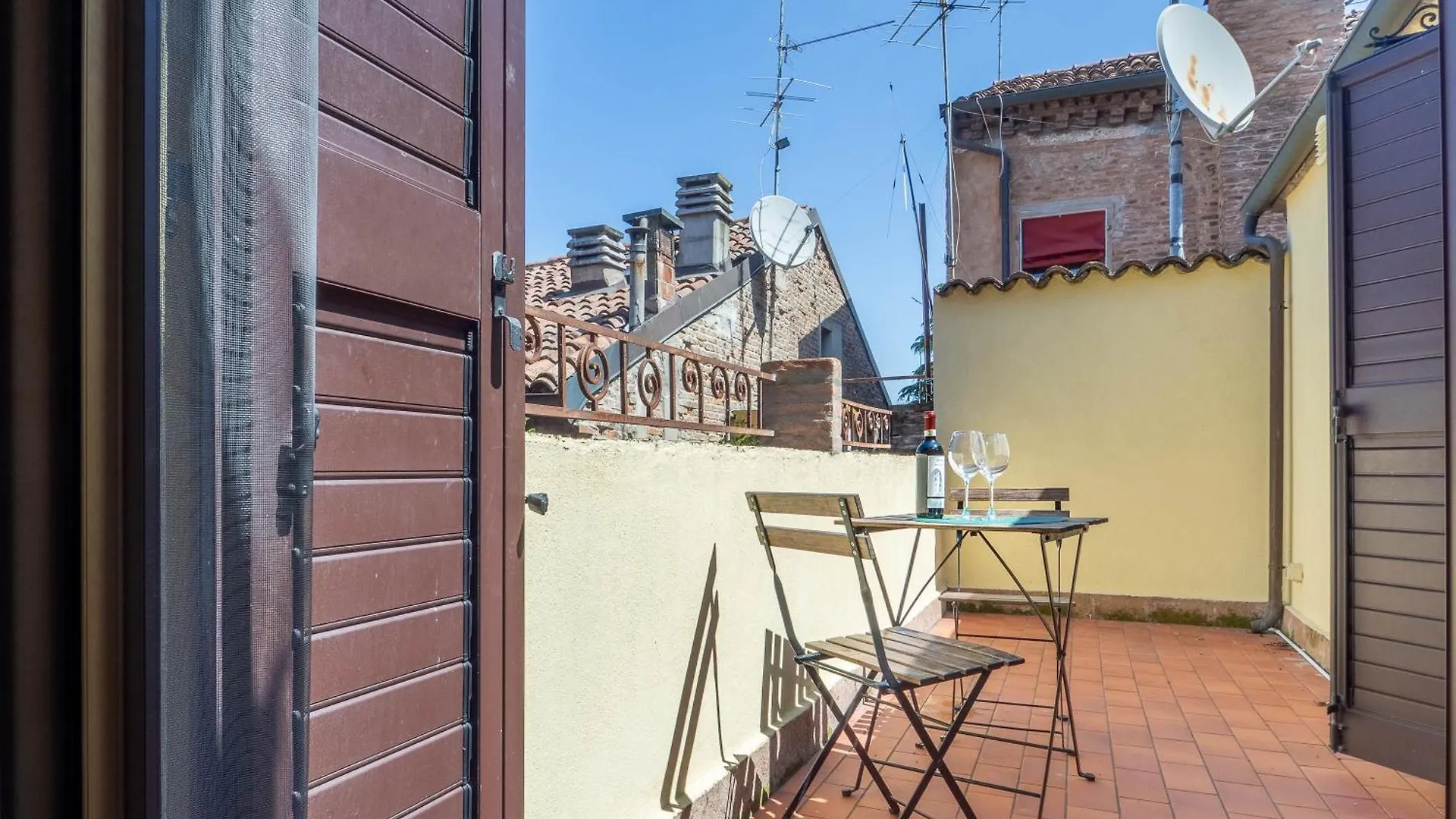 Rooftop Con Terrazzo Su Via Delle Volte Apartment Ferrara Italy
